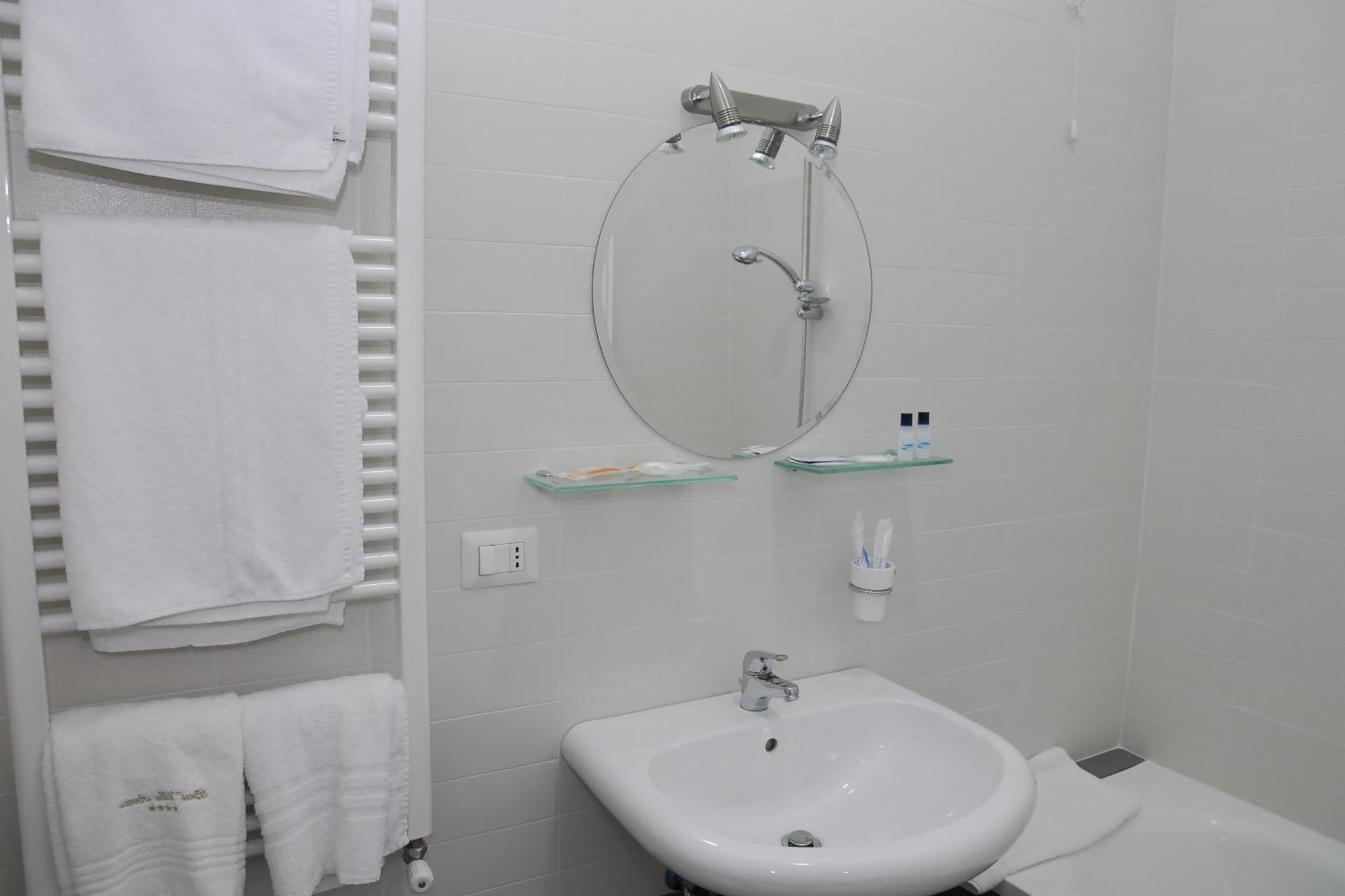 Albergo Casablanca Naples Luaran gambar